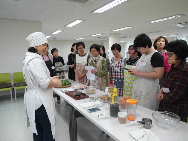 16.05.25 더느린삶-평화가 깃든 밥상 1번 이미지